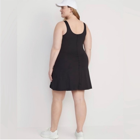Old Navy Black PowerSoft Sleeveless Shelf-Bra Support Dress - Picture 2 of 9
